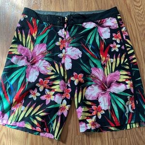 Hurley Mens Bathing suit / Board shorts size 32